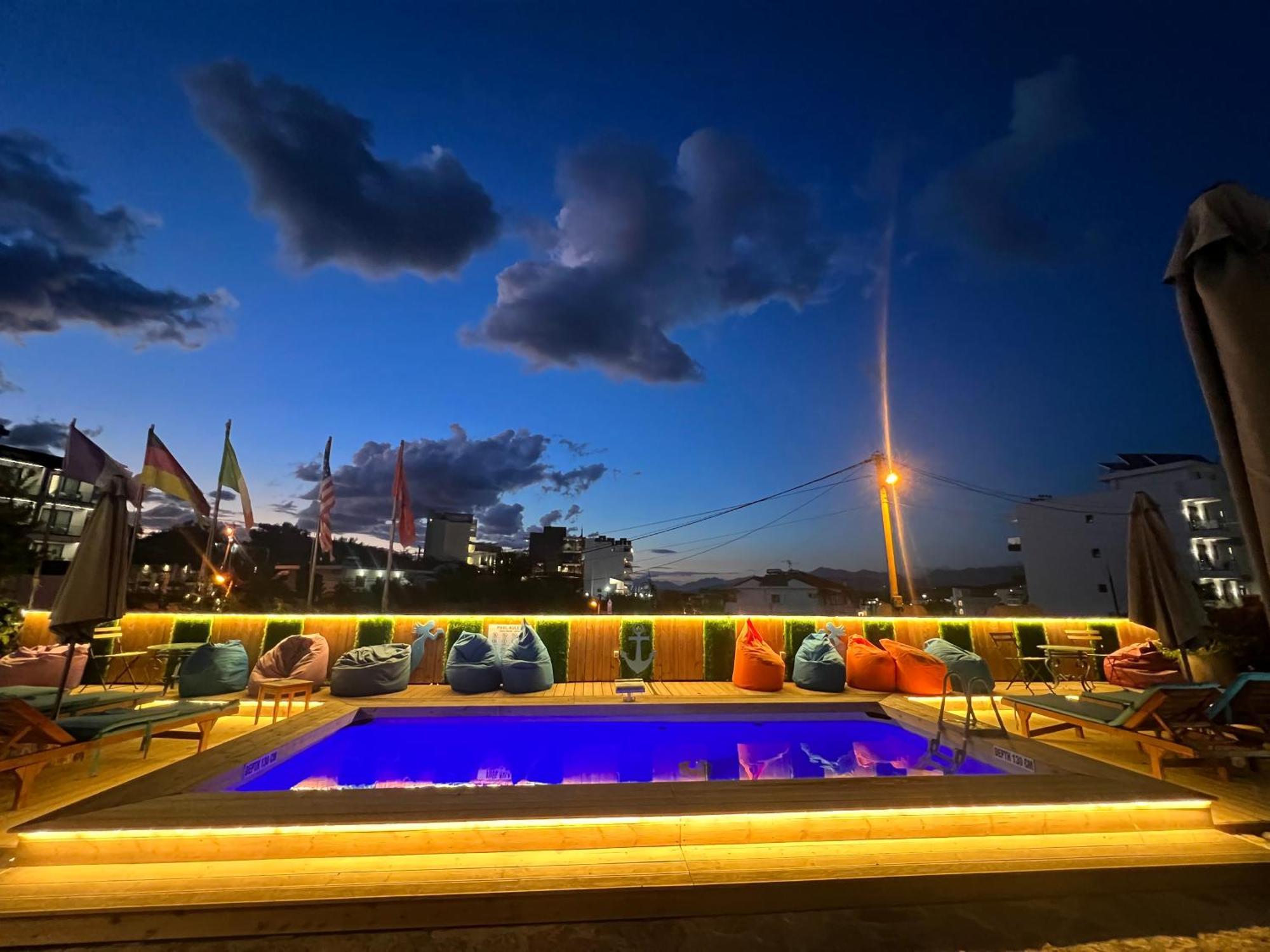 Hotel Two Mermaids קסאמיל מראה חיצוני תמונה